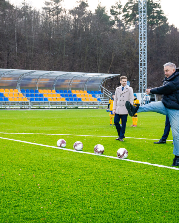 KRAJ BUDUJE NOVÉ A OPRAVUJE SÚČASNÉ ŠPORTOVISKÁ