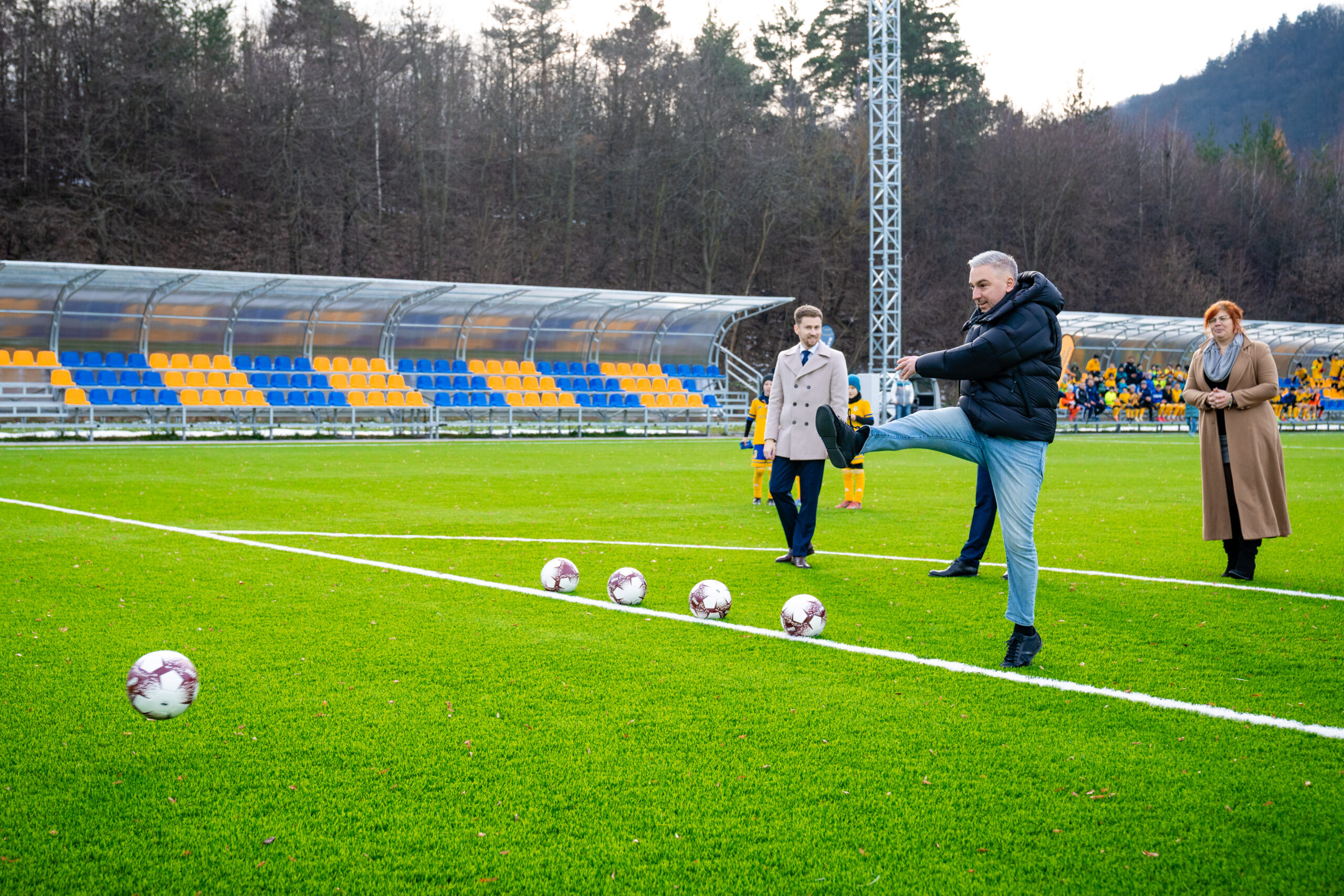 KRAJ BUDUJE NOVÉ A OPRAVUJE SÚČASNÉ ŠPORTOVISKÁ